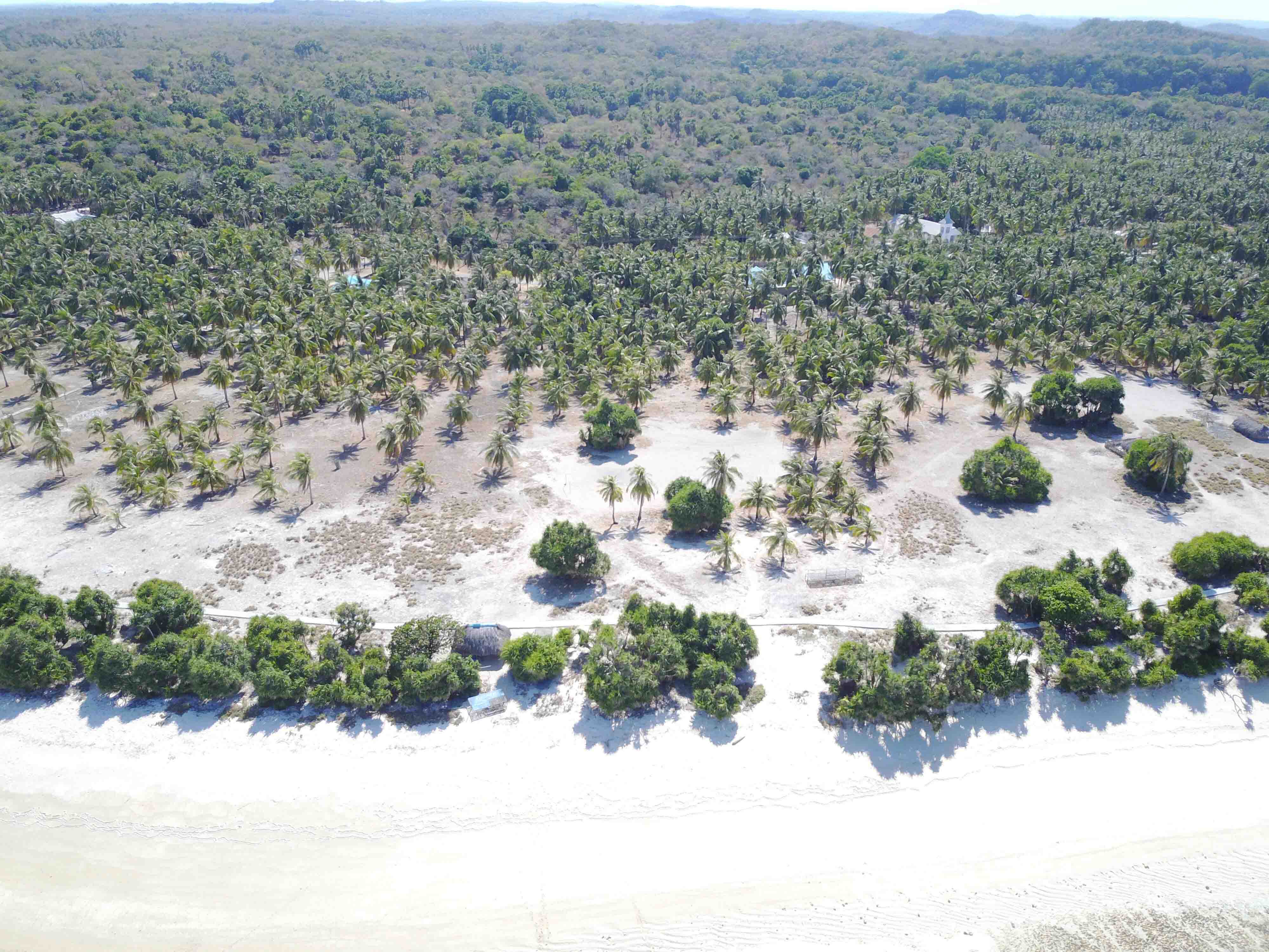 Beach Tenggoin  |  Indo Investments